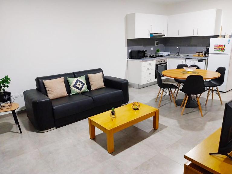 Tity Apartments T2 - Coladera Suites - Near Beach - Wi-Fi & AC - Bed and Breakfast Santa Maria