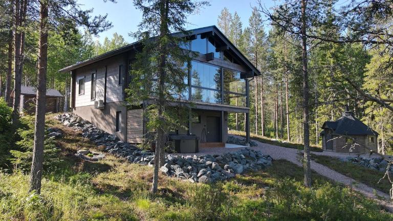 Private log cabin, Porosalmi - Bed and Breakfast Kuusamo