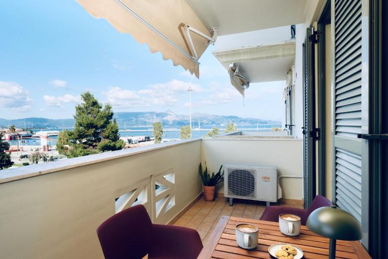 Artemistic Sea view Corfu town - B&B Mantoúki