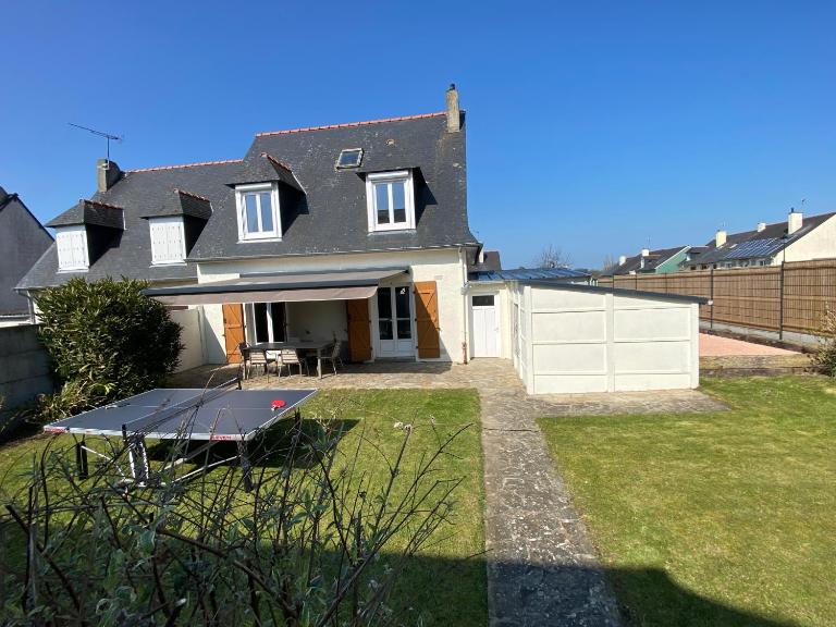 Maison 3 chambres "Penn Kalet" - Bed and Breakfast Saint-Coulomb