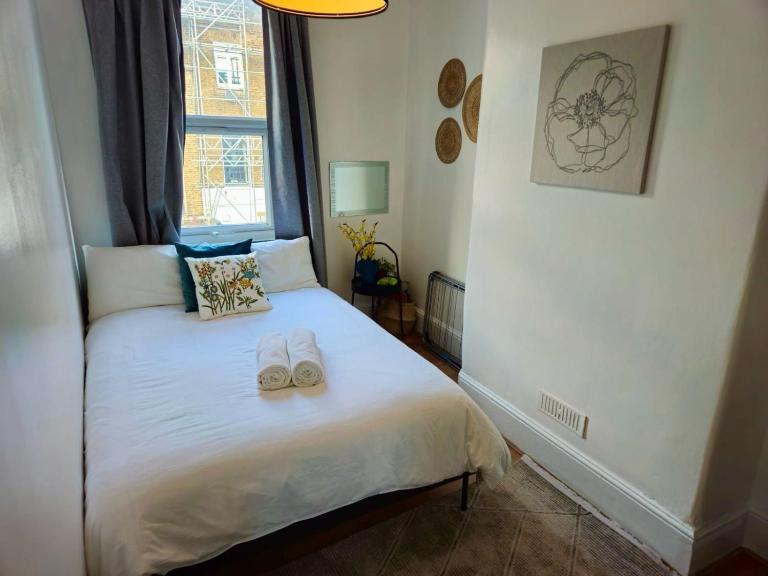 Central Location 2BR Flat Near Angel & City Centre - B&B Londra