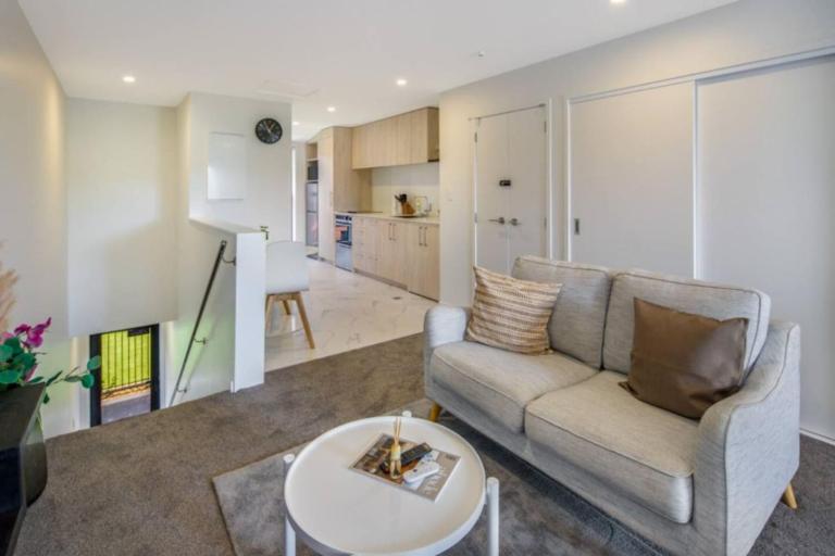 The Taita Loft - B&B Lower Hutt