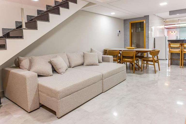 Casa Ampla 5 min da Lagoa da Pampulha - Bed and Breakfast Contagem
