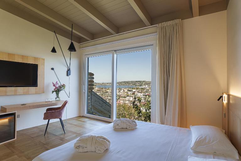 Uefio - Luxury Suites - Ferienwohnung Monte di Procida