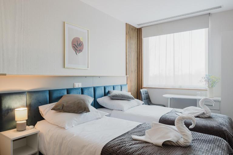 Silver Rooms by Kramm - Pokoje w hotelowym wydaniu - Bed and Breakfast Poznań