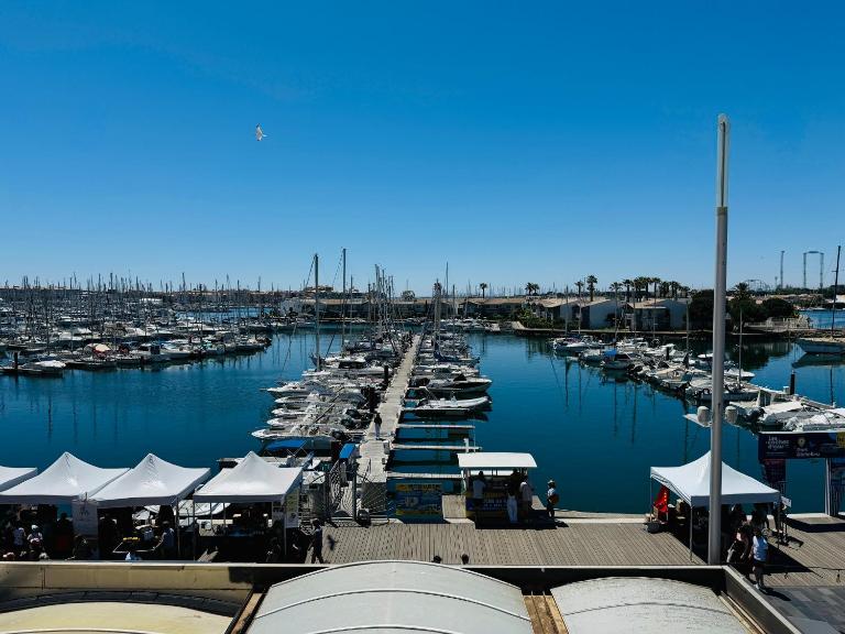 Cap d'Agde F3 belle vue port avec Garage Piscine Climatisation - B&B Le Cap d'Agde