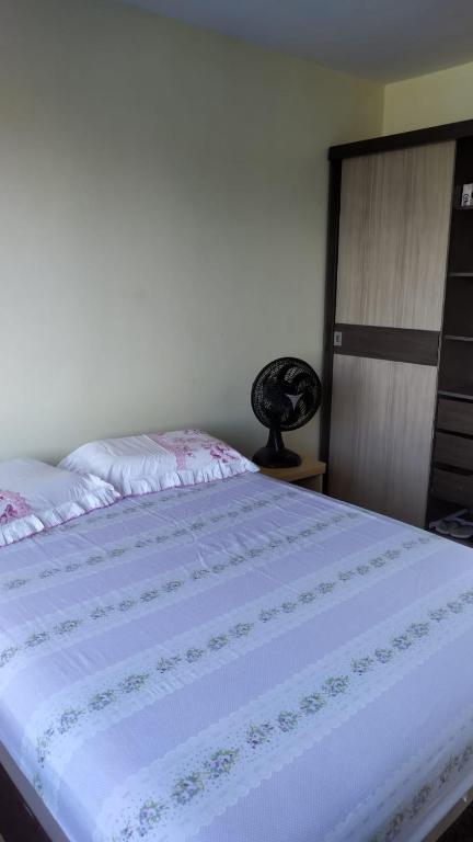 Apartamento perto do mar com garagem coberta em Praia de Leste - Bed and Breakfast Pontal do Paraná