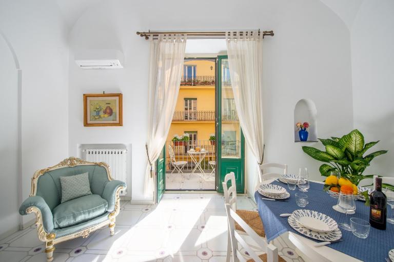 AntonelloApartments - La casa del pozzo deluxe - B&B Sant'Agnello