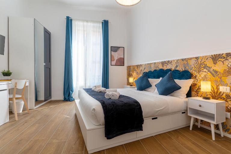 Moscova Luxe - Elegant Stay with 2 Bathrooms - B&B Milán
