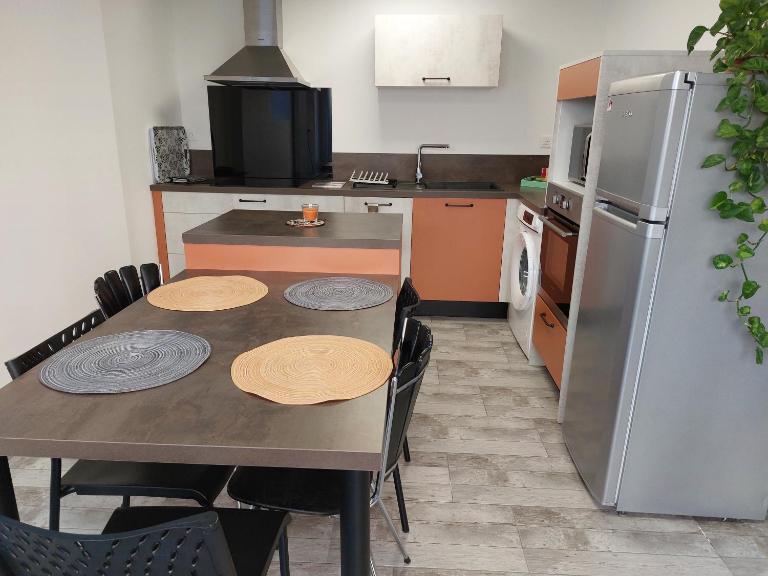 Agréable T2 50m2 - Chambres d'hôtes Aubin