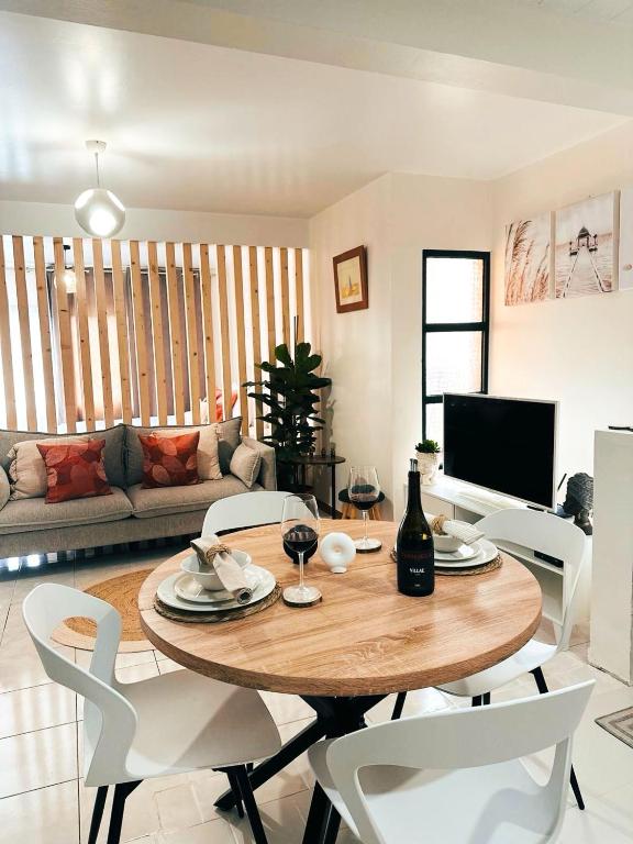 Dani House - Porto Moniz Escape - B&B Porto Moniz