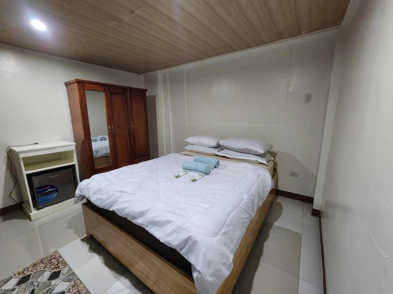 pacific apartment - B&B Ubay