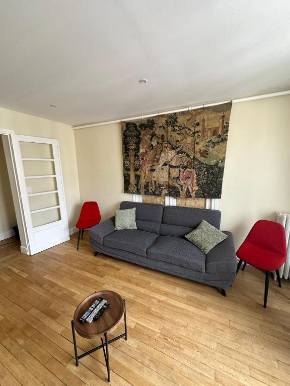 Appartement place Nevers - B&B Charleville-Mézières