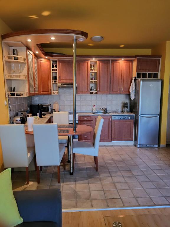 Kiss-Füredi Apartman Szeged - B&B Szeged