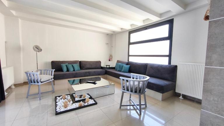 Mitropoleos Luxury Suites - B&B Salónica