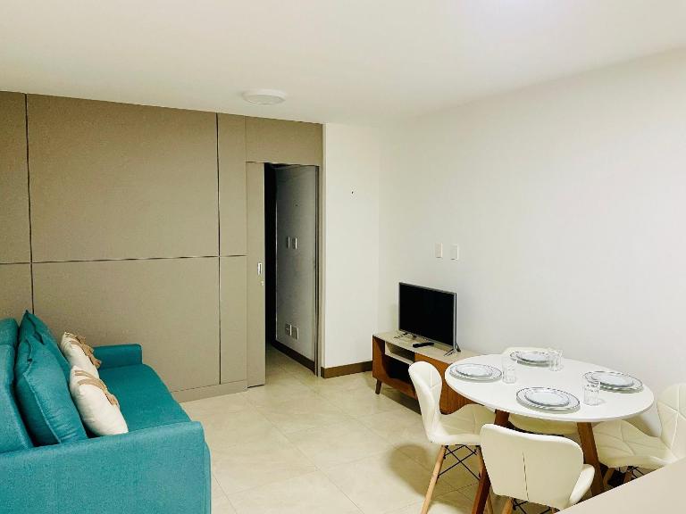 Apartamento de alto padrão com varanda - B&B Brasília