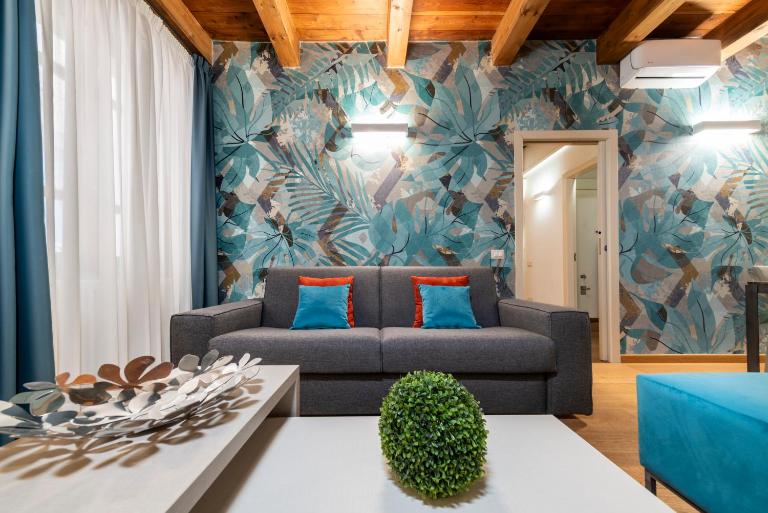 Suite Deluxe in Palazzo Storico - Centro Sassari - Appartamento Calvi - B&B Sassari