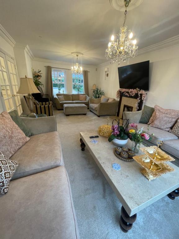 Beautiful 6 Bedroom House Oxford City - B&B Oxford