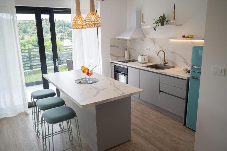 Four M no1 Apartment - Bed and Breakfast Cavtat