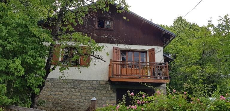 Chalet LE CHEVREUIL Proche La Foux d'Allos - B&B Villars-Colmars