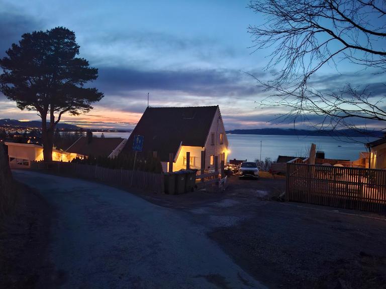 Close to the Airport and Trondheim - B&B Malvik