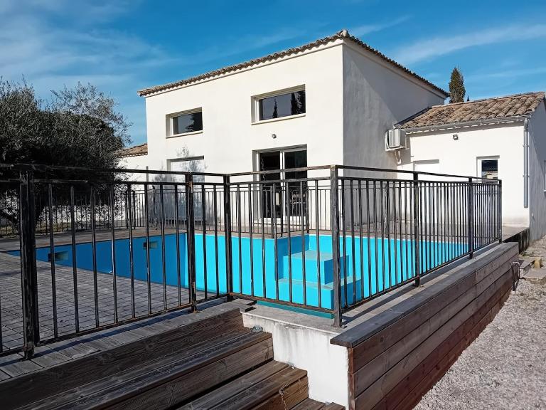 Villa Pont du Gard - Bed and Breakfast Castillon-du-Gard