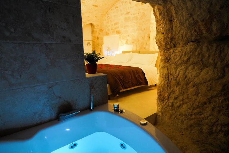 Dimora Antica Falegnameria - tra STORIA e RELAX - Bed and Breakfast Ostuni