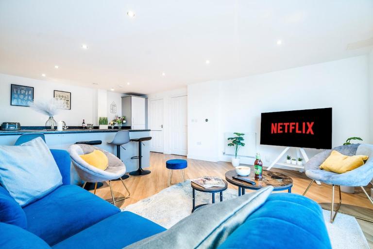 Penthouse Haven - Gants Hill - 2 Bedroom Flat - Chambres d'hôtes Redbridge