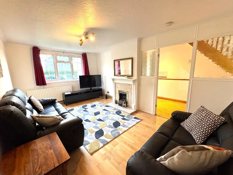 IcandoWorld Reading House - B&B Earley
