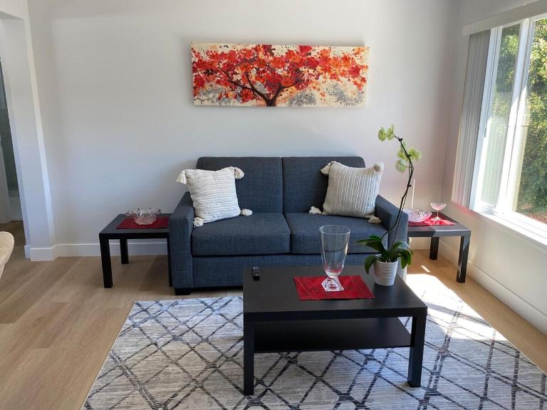 3 Palo Alto - Fully Furnished Apartment - AC, Laundry & Secure Parking - Bed and Breakfast East Palo Alto