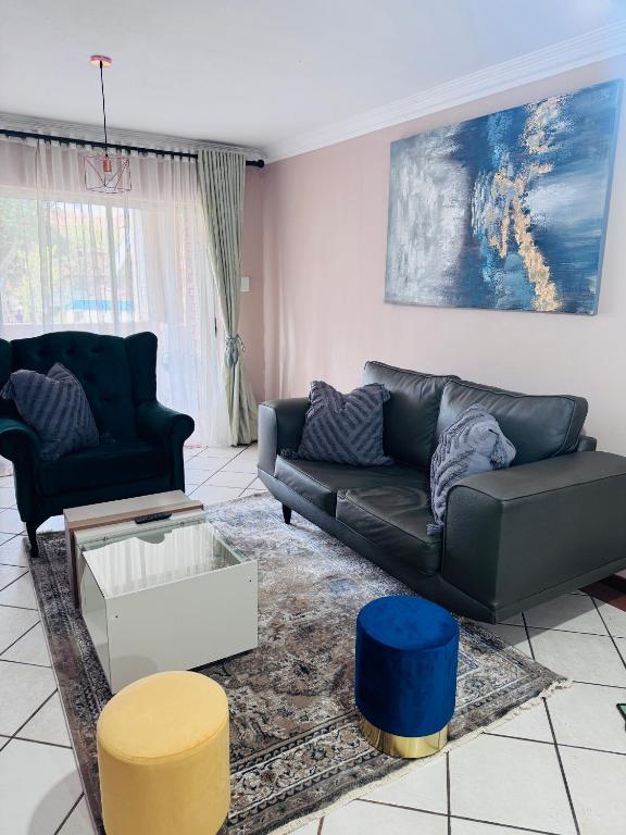 Lovely Home away from Home - Ferienwohnung Centurion