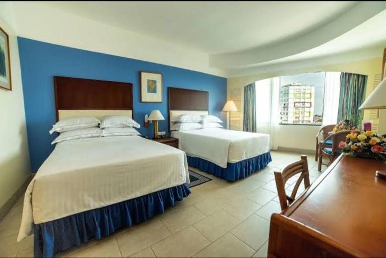 Edificio de Apartamentos Colón Miramar - Ferienwohnung Salinas