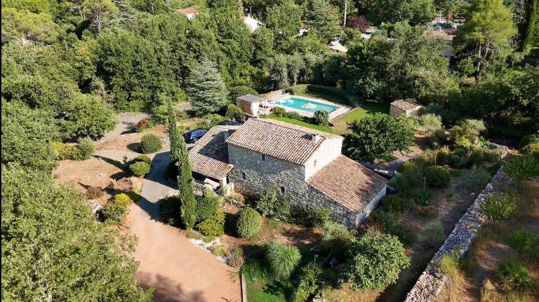 Havre de paix et de charme avec piscine - B&B Saint-Maximin-la-Sainte-Baume