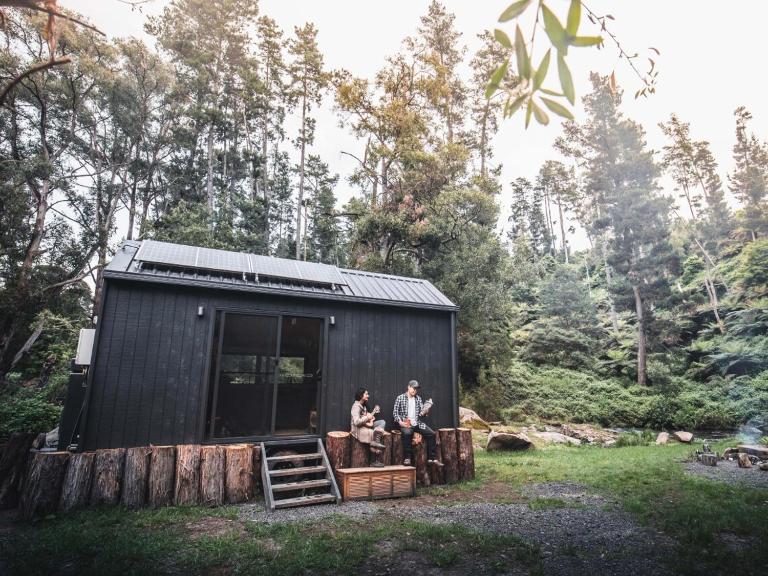 Secluded Off-Grid Cabin Tucked into the Bush - Anant - B&B Hiawatha