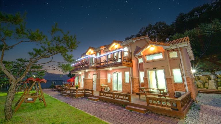 Pocheon Swimpyo Pension - B&B Kuŭm-ni