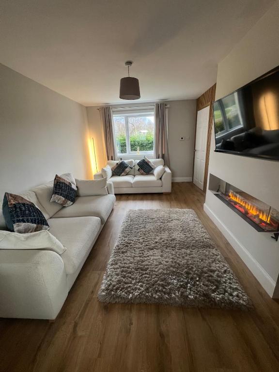 Number 45 - B&B Caol