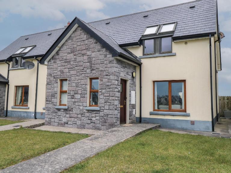 C65 Cahermore Holiday Village - B&B Enniscrone
