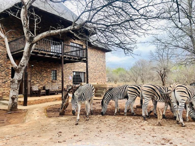 Akunandaba - A Bush Retreat - B&B Marloth Park