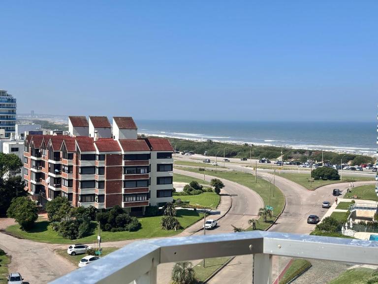 Torre Marina a pasos de Playa Brava - B&B Punta del Este