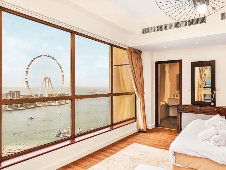 New! JBR Beachfront with Panoramic Dubai Eye Views - Ferienwohnung Dubai
