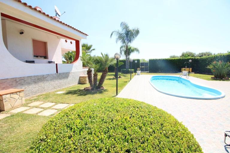 HOMESICILY - Total relaxing in a private property - B&B Floridia