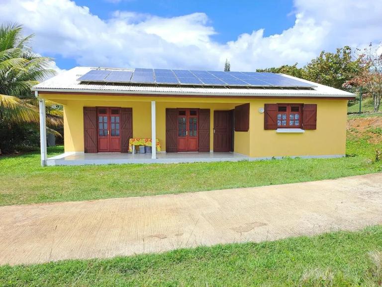 Maison spacieuse à Petit-Bourg avec jardin - Ferienwohnung Petit-Bourg
