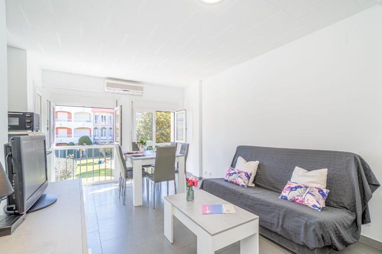Basic Comfort Apartment Gran Reserva 0074 - B&B Empuriabrava