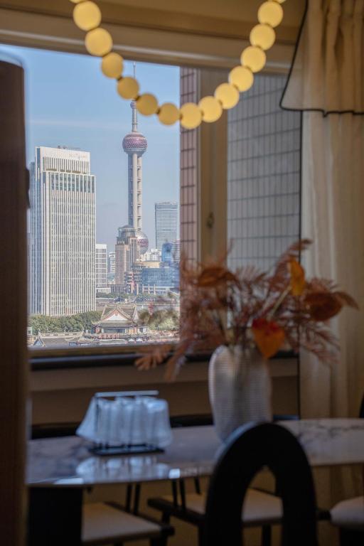 Molly House-Bund River View walk to Yu Garden and the Bund 3bedrooms 2bathrooms 1bathtube with elevator apart ment - B&B Shanghai