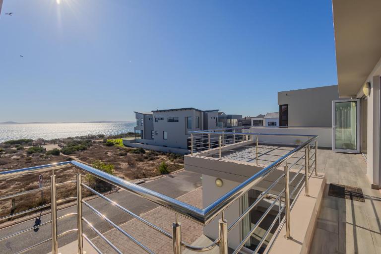Seasons of Serenity, Langebaan, 8-sleeper - Ferienwohnung Langebaan
