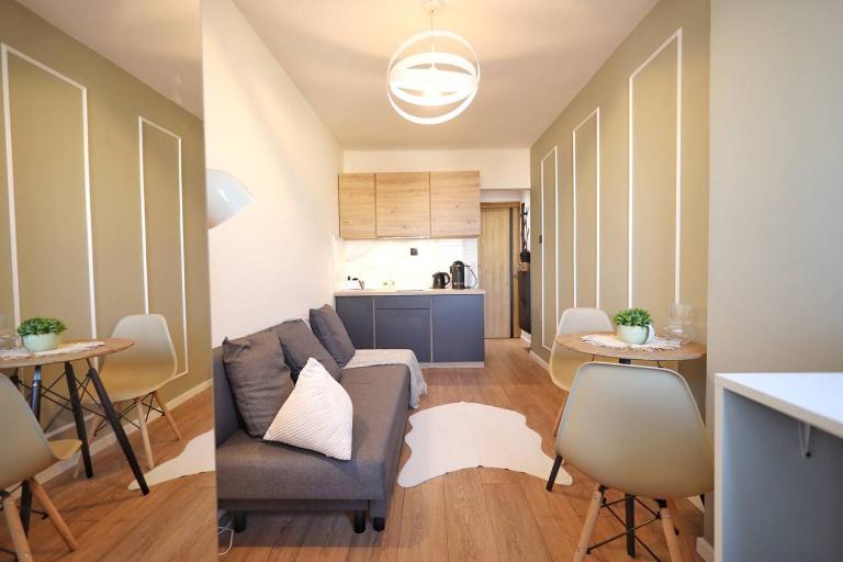Studio obok metra! Apartmenty Natural - Ferienwohnung Warschau