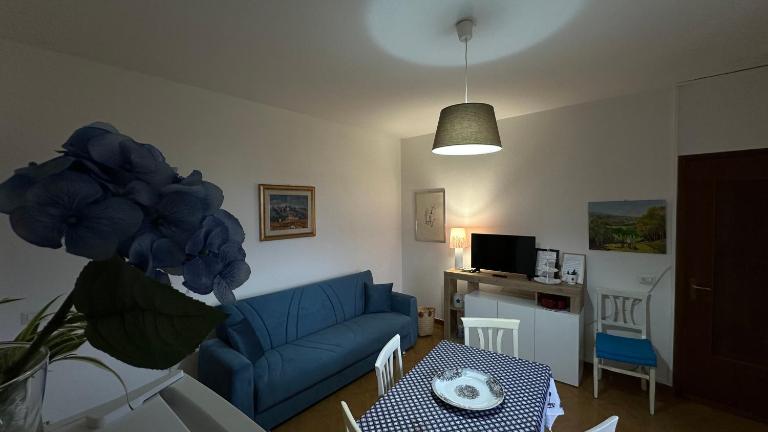 Appartamenti vista Corte con Giardino - Arena Po - Pavia - Chambres d'hôtes Arena Po