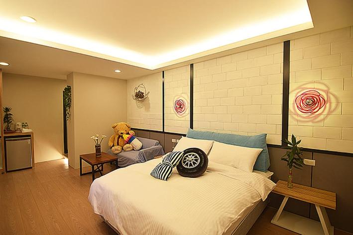 No. 21 Jiaoxi Hot Spring Homestay - Chambres d'hôtes Jiaoxi