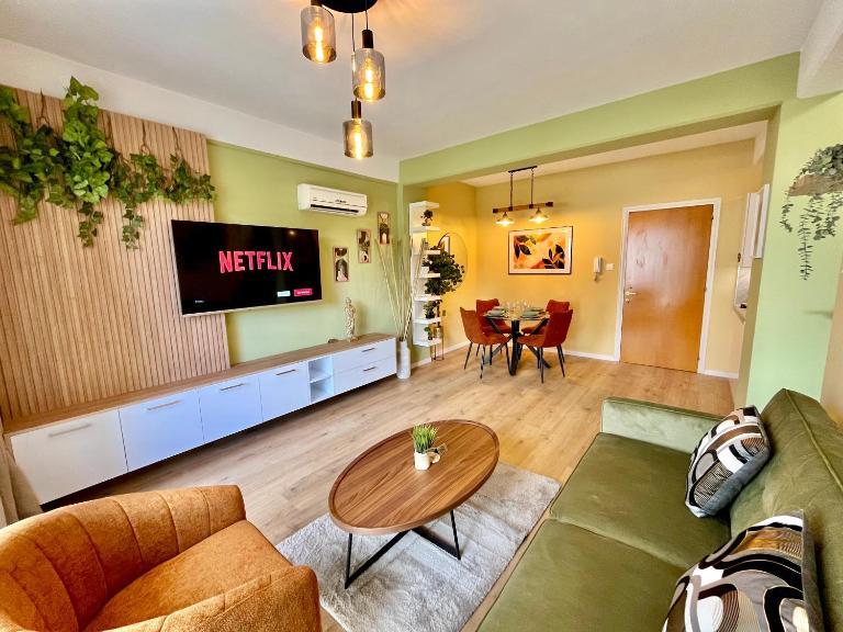 Tropical Cozy 1 - Bedroom Apartment - Ferienwohnung Limassol