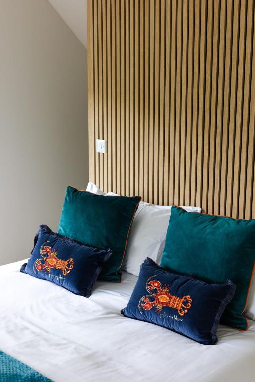 Caledonian View House - B&B Delny